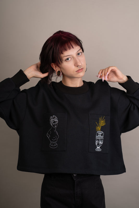 Women's graphic sweatshirt with vase and statue embroidery