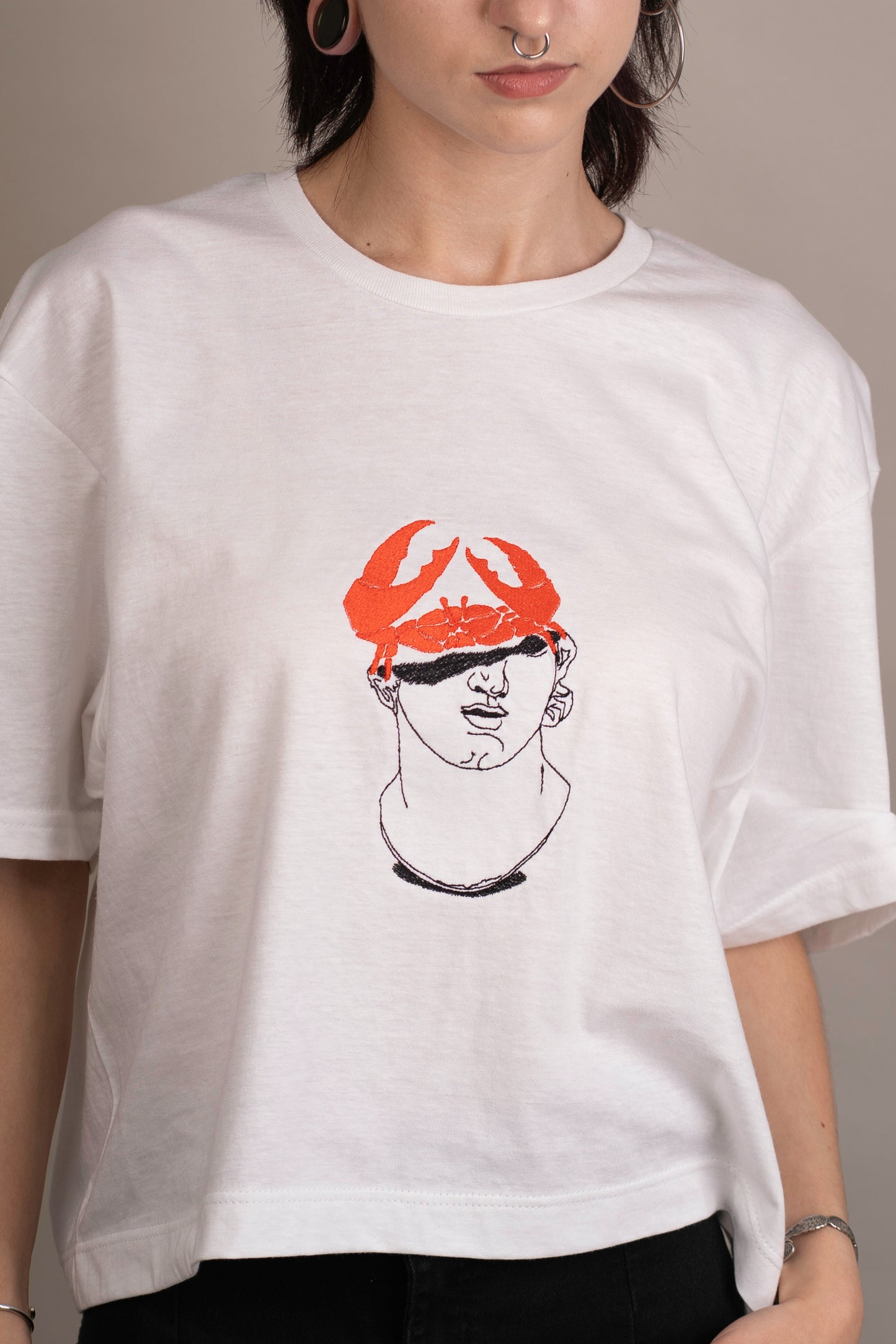 Women's graphic crop top with crab on statue embroidery