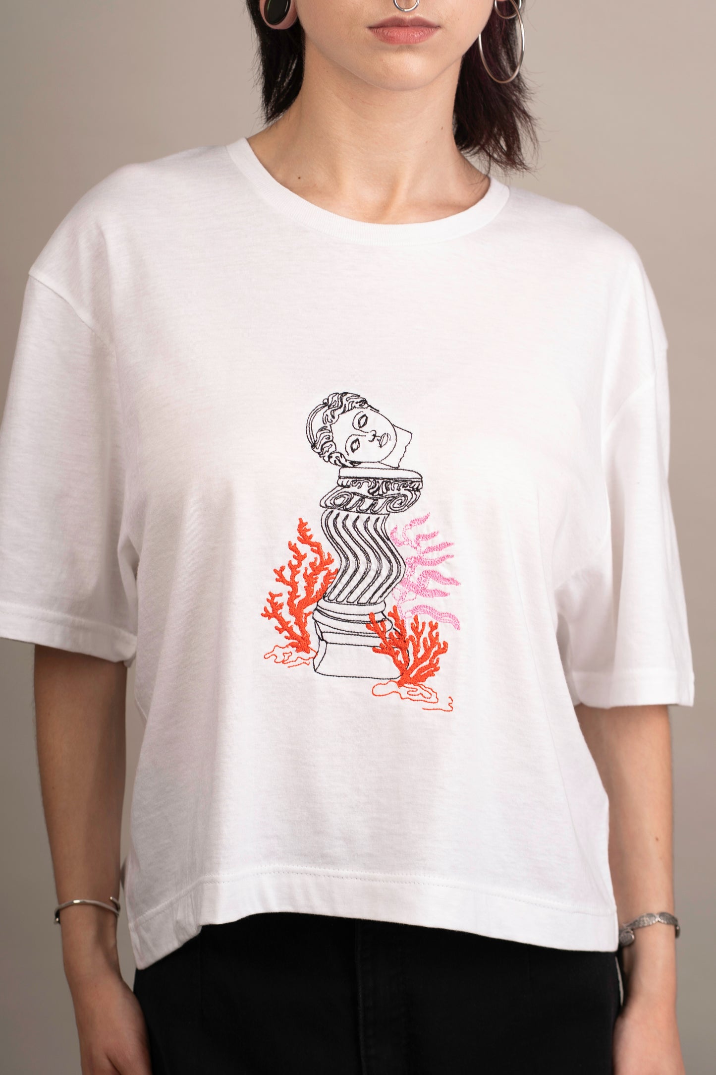 Women's graphic crop top with Aphrodite and coral embroidery