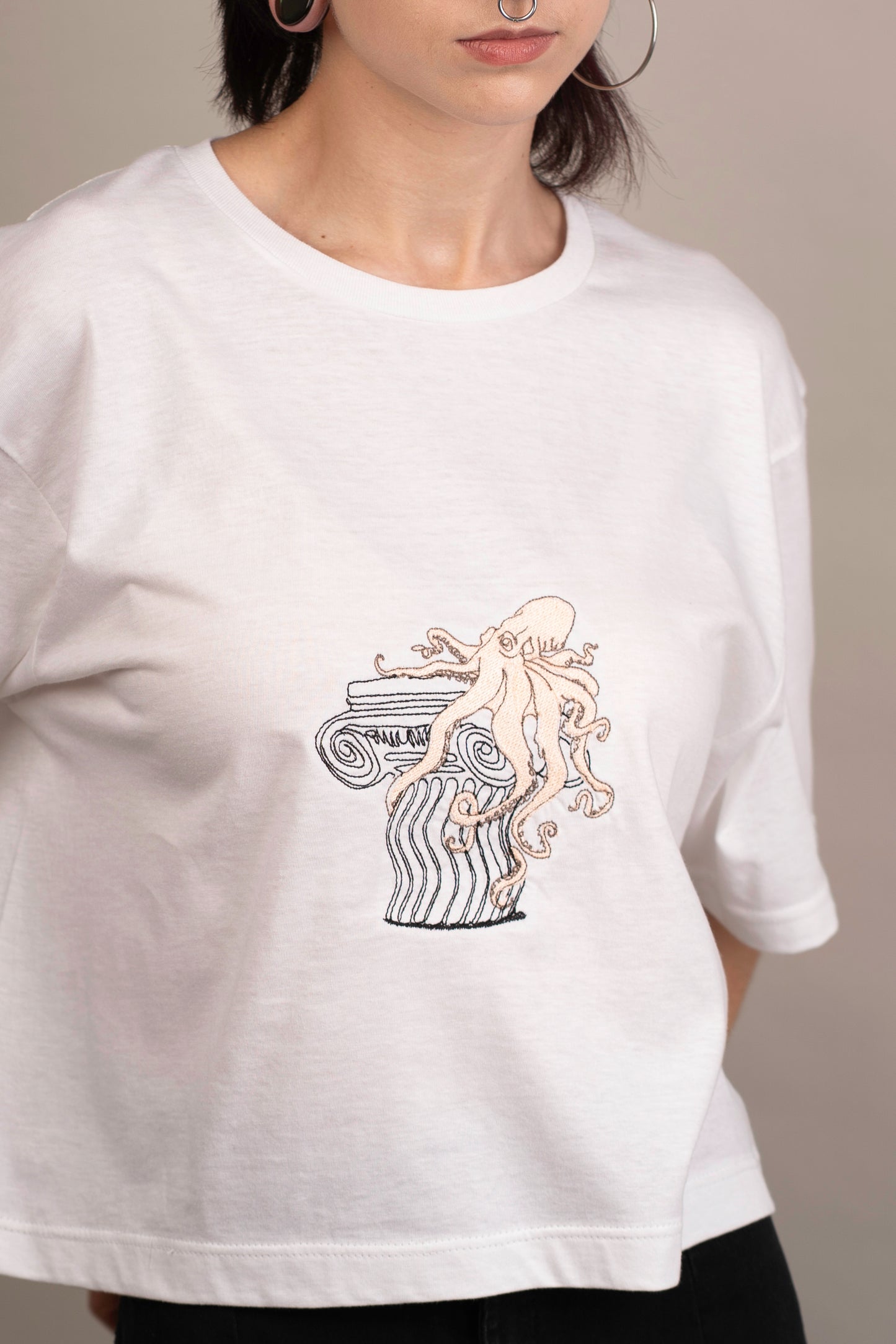 Women's graphic crop top with octopus embroidery
