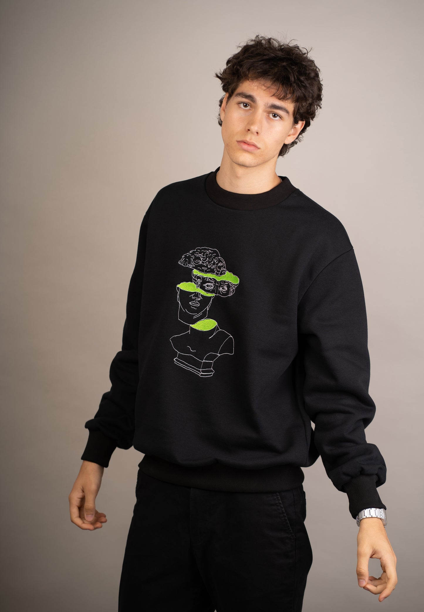 Men's graphic sweatshirt with sliced David embroidery on chest