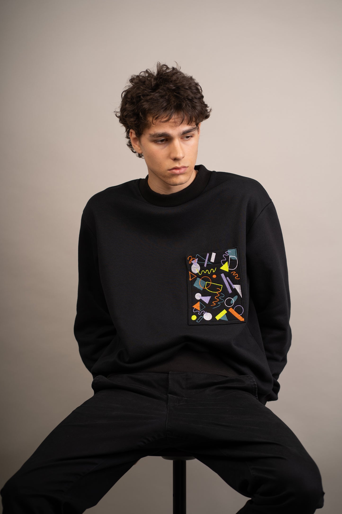 Men's graphic sweatshirt with embroidered funky pocket