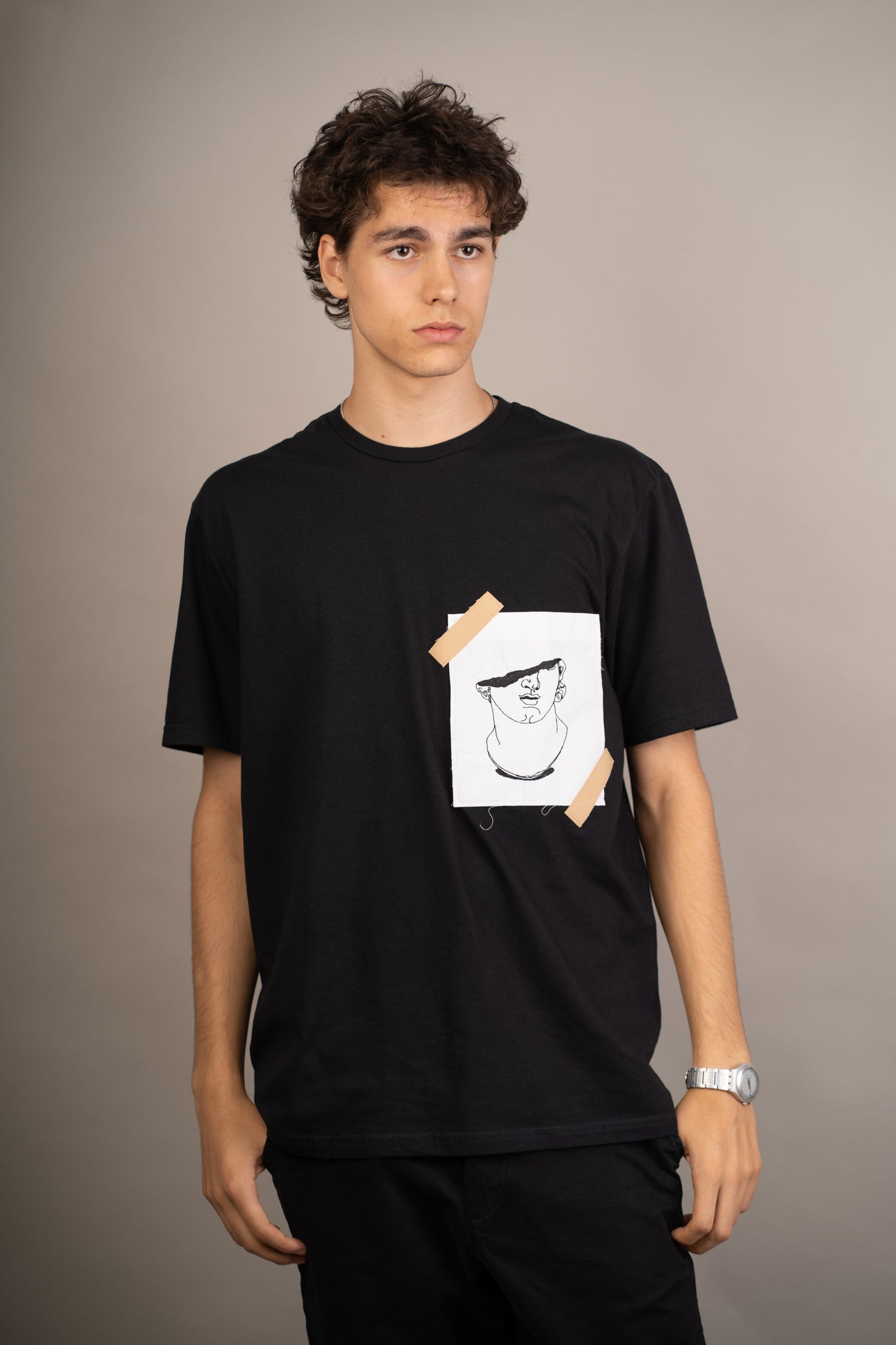 Men's T-shirt with statue on pocket