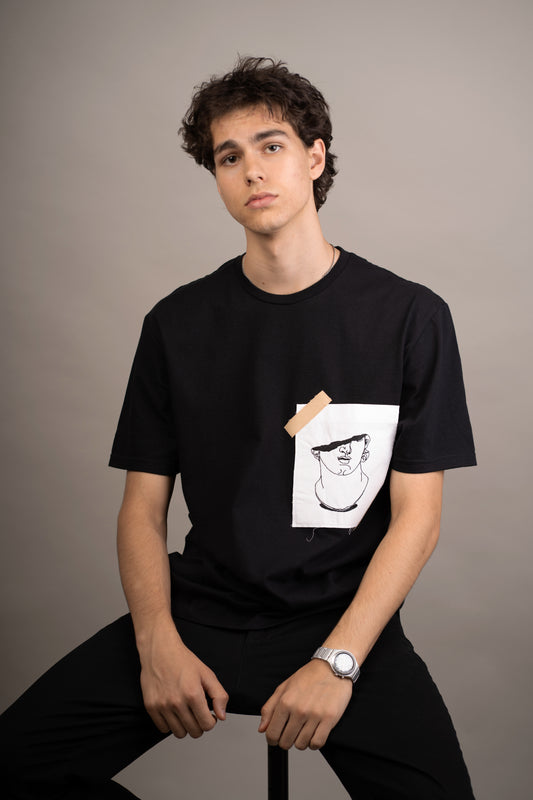 Men's T-shirt with statue on pocket