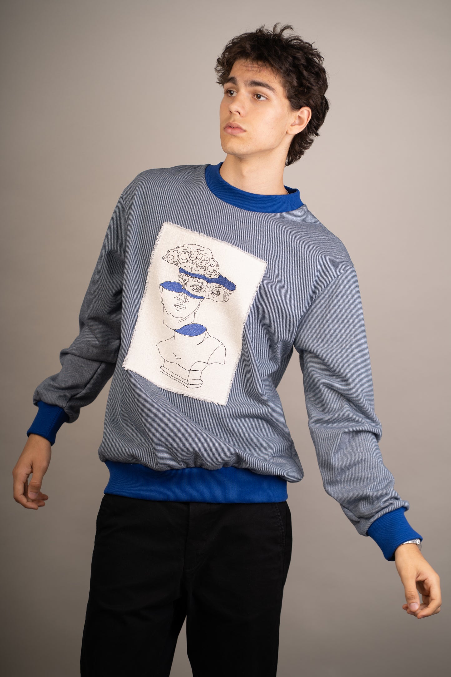 Men's graphic sweatshirt with David bust embroidery
