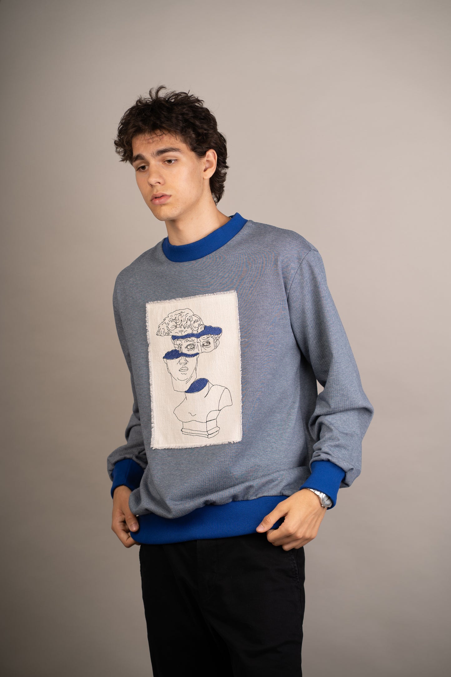 Men's graphic sweatshirt with David bust embroidery