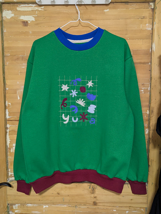 Men's graphic sweatshirt with embroidery